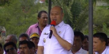 Bupati Taput Melaksanakan Peletakan Batu Pertama Bangunan Baru SMA Negeri 2 Pangaribuan