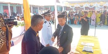 Bupati Rohil Lantik Penghulu Putra Terbaik Palika