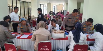Polres Metro Tangerang Kota Cek Kesehatan Anggota Jelang Pengamanan Pemilu 2024