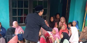 Ratusan Masyarakat Sambut Baik Lukmanul Hakim MLIS Caleg DPRD dalam Sosialisasi Pemilu dan Tebus Minyak Murah
