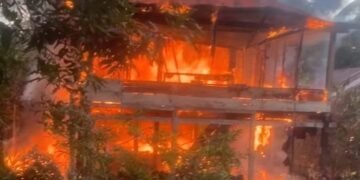 Sijago Merah Kembali Beraksi: Satu Unit Rumah Hangus Terbakar di Kolaka Utara
