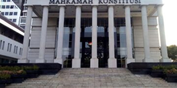 Mahkamah Konstitusi Membatalkan Dua Pasal Pencemaran Nama Baik dalam KUHP