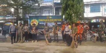 HUT Kodam I/BB Ke-74 Kodim 0321/Rohil  Koramil 03 BGS, Laksanakan Giat Gotong Royong
