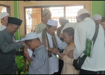 Kasih Sayang Tanpa Batas: Masjid Jami Al-Hidayah Santuni 95 Anak Yatim di Kp. Cilubang, Dramaga dengan Sentuhan Kemanusiaan