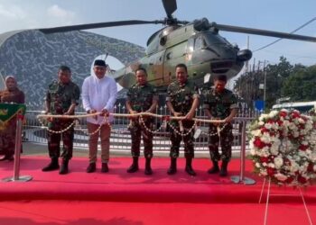 Danrem 061/SK Dampingi Panglima TNI dalam Peresmian Monumen Helikopter SA-330 PUMA di Kabupaten Bogor