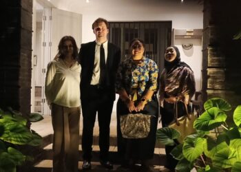 Ratusan Lentera di Jakarta Jadi Simbol Persahabatan dan Penghormatan untuk Para Pahlawan