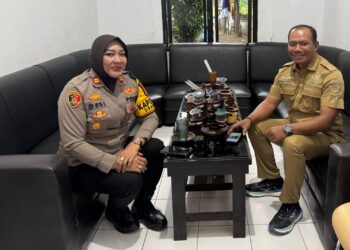 Kapolsek Dramaga Silahturahmi ke Desa Purwasari, Ajak Warga Jaga Kamtibmas dan Dukung Ketahanan Pangan