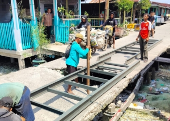 Pengusaha Muda Panipahan Kembali Rehab Jalan Ambruk