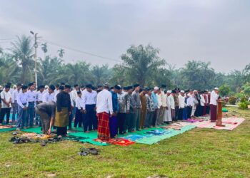 MUI Kubu Kuba Gelar Shalat Istisqa, Ketua MUI Dr. H. Syafrizal, S.Ag., MIS: “Doa Umat Dikabulkan, Kita Terus Bermunajat demi Keselamatan Negeri