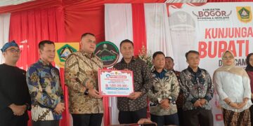 Semarakkan HUT RI ke-80, Bupati Bogor Rudy Susmanto Kunjungi Kecamatan Cijeruk