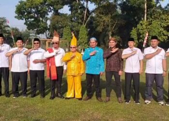 PTPN IV Distrik Meranti 7 Gelar Upacara HUT ke-80 RI, Puluhan Karyawan Terima Penghargaan