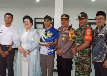 Kapolsek Cisarua Apresiasi Launching Dapur MBG di Desa Tugu Selatan