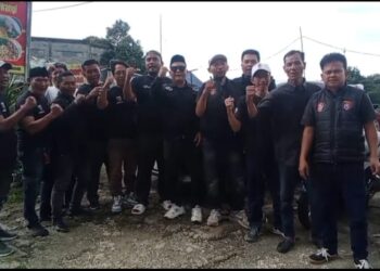 PWDPI Bogor Raya dan LPK AKI Gelar Jumat Berkah, Bagikan Ratusan Nasi Kotak di Puri Araya