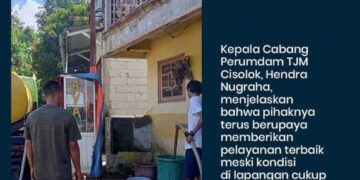 Meski Kondisi Lapangan Menantang, Perumdam TJM Cabang Cisolok Tetap Distribusikan Air Bersih Lewat Truk Tangki