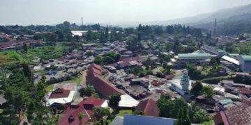 Kebangkitan Wisata Puncak Ditutup Sorakan, Namun Ratusan Warga Menjerit di Belakang Panggung