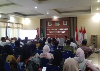 Pra Musrenbang Kecamatan Tamansari: Sekcam Absen Berikan Keterangan kepada Media