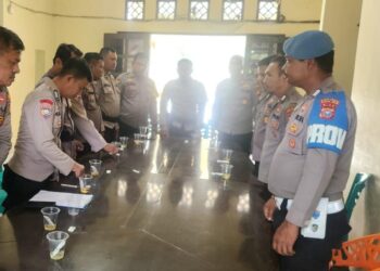 Giat Pemeriksaan Urine Personel Polsek Guna Mewujudkan Polri Presisi