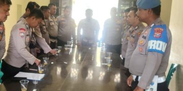 Giat Pemeriksaan Urine Personel Polsek Guna Mewujudkan Polri Presisi