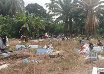 Tradisi Ziarah Makam Warnai Penyambutan Ramadan di Kubu, Rokan Hilir