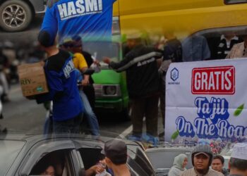HASMI Kabsel Bagikan 700 Paket Ta’jil On The Road di Jalur Puncak